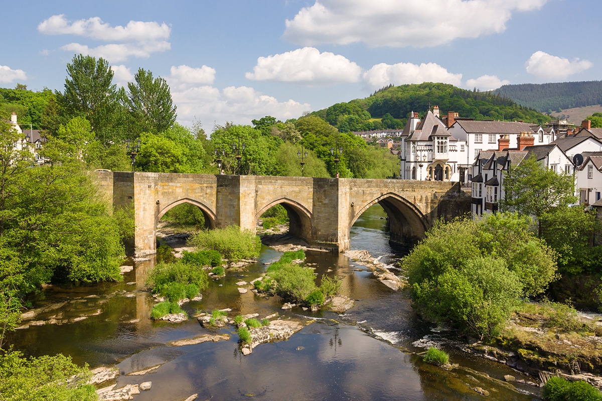 Towns in North Wales: Llangollen